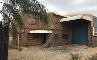 1260 m² Industrial space in Rosslyn