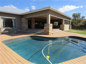 162 ha Farm in Grahamstown Central