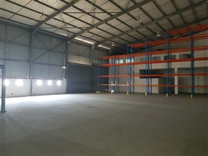 865 m² Commercial space in Shakas Head