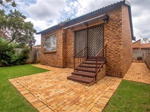 2 Bed Townhouse in Wilgeheuwel