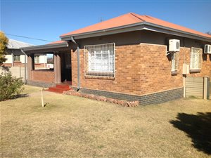 3 Bed House in Kroonheuwel
