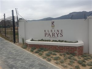 168 m² Land available in Paarl