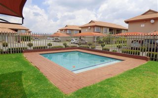2 Bedroom Townhouse in Brentwood Park