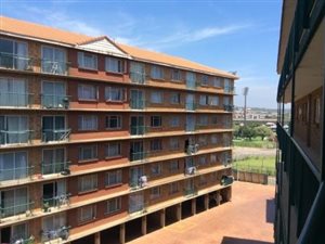 2 Bed Apartment in Doringkloof