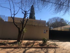 5 Bed House in Westdene