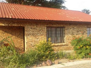 2 Bed Townhouse in Modimole (Nylstroom)