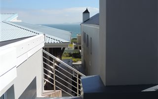 3 Bedroom House in Calypso Beach