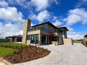 4 Bed House in Fancourt