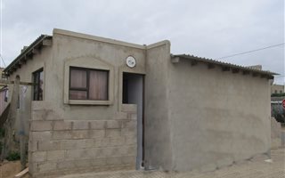 2 Bedroom House in Kwanonqaba