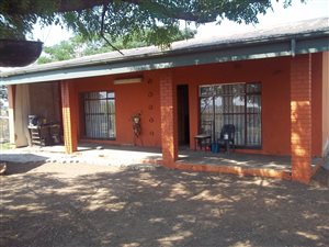 2 ha Farm in Mooilande