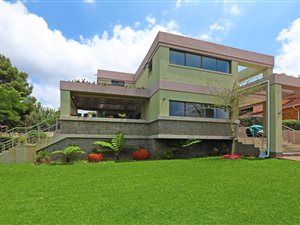 4 Bed House in Fairmount