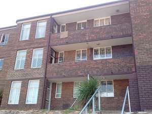 2 Bed Flat in Laudium