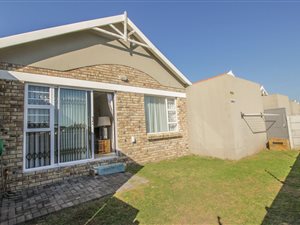 2 Bed Townhouse in Lorraine