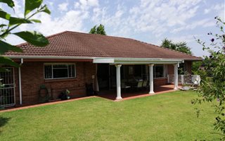 2 Bedroom House in Amberfield