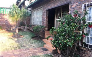 3 Bedroom Townhouse in Quellerie Park