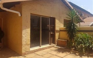 3 Bedroom Duplex in Rustenburg Central