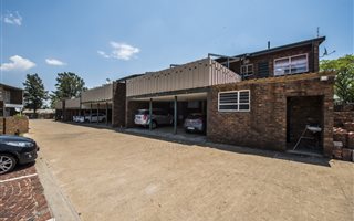 2 Bedroom Apartment in Brackendowns