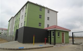 2 Bedroom Apartment in Fourways