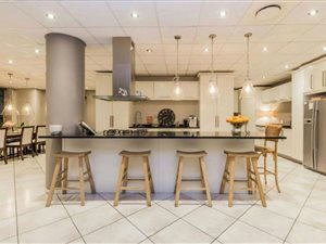3 Bed Apartment in Paarl
