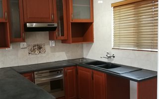 2 Bedroom Apartment in Mondeor