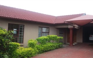 3 Bedroom House in Kamagugu
