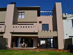 3 Bed House in Lombardy Estate