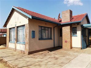 4 Bed House in Lenasia