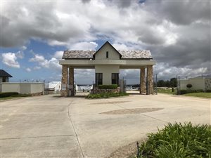 754 m² Land available in Blanco