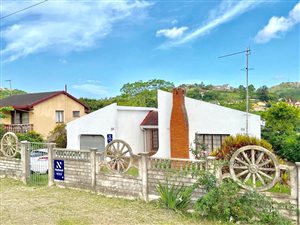 3 Bed House in Nagina