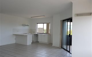 2 Bedroom Flat in Melkbosstrand