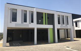 557 m² Industrial space in Glen Austin