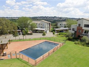 2 Bed Apartment in Jackal Creek Golf Estate