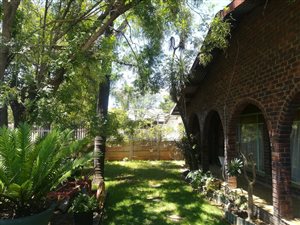 4 Bedroom House in Claremont