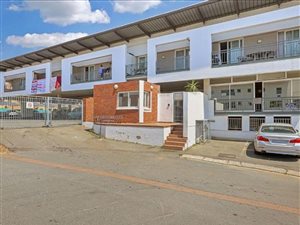 Commercial space in Bruma