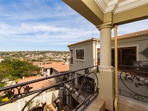 5 Bed House in Waterkloof Ridge