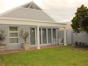 4 Bed House in Bizweni