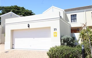 3 Bedroom Townhouse in Royal Ascot