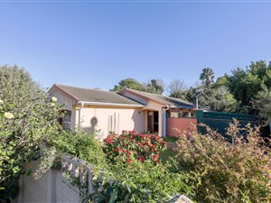 3 Bed House in Haumannshof