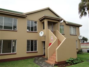 2 Bed Townhouse in Lakefield