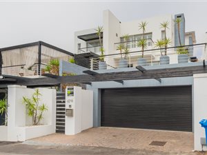 4 Bed House in Fresnaye
