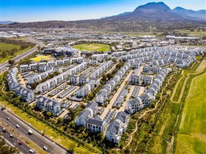 1 Bed Apartment in Somerset West Central