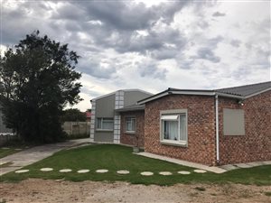 1 Bed Apartment in Greenshields Park