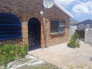 3 Bed House in Sea Winds