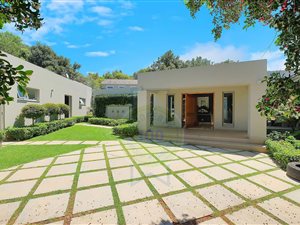 3 Bed House in Atholl