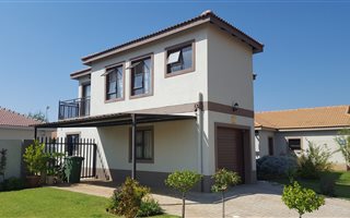 3 Bedroom House in Van Der Hoff Park