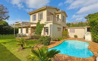 3.5 Bedroom House in Kirstenhof