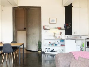 1 Bed Apartment in Johannesburg Central and CBD