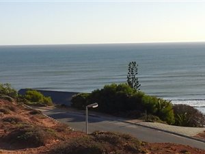 589 m² Land available in Strandfontein and surrounds