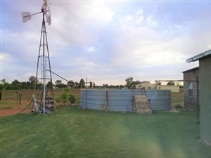 5666 m² Smallholding in Jan Kempdorp