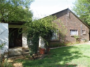 2.5 ha Farm in Miravaal